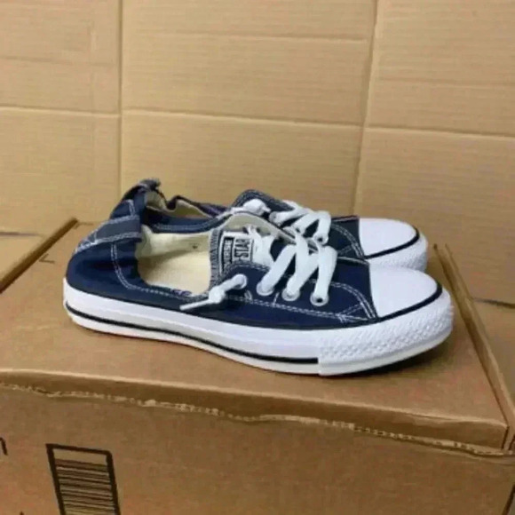 K. (867). NEW! Converse-Navy-US 5 Women's - Picture 1 of 4
